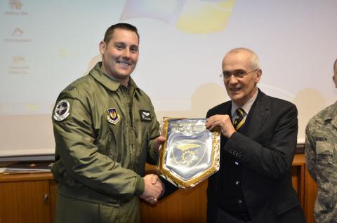 Formazione tecnica in lingua inglese sull’F-16