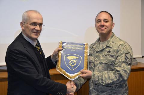 Formazione tecnica in lingua inglese sull’F-16