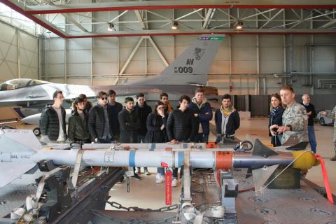 Visita ad Aviano