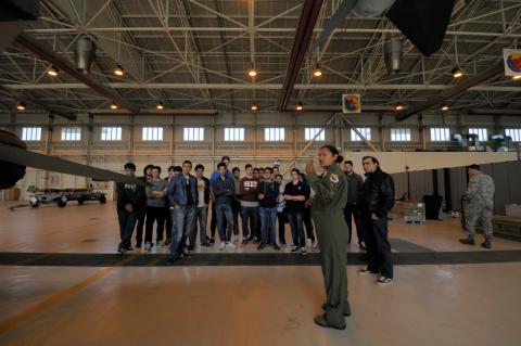 A SCUOLA DI MANUTENZIONE DI F-16