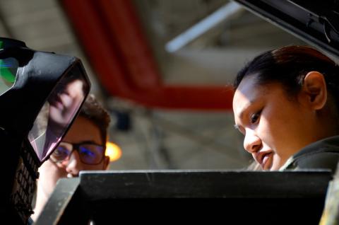 A SCUOLA DI MANUTENZIONE DI F-16