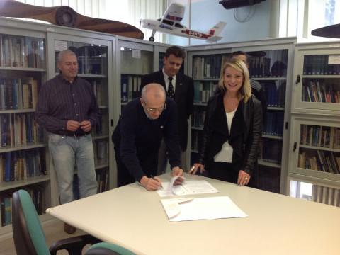 Firma Accordo Corso Droni