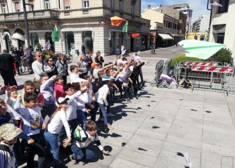 MALIGNANI MONFALCONE AEREI DI CARTA UNDER18