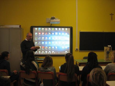 Gli studenti di San Giovanni presso le scuole secondarie di primo grado di Remanzacco e Premariacco per presentare l'Istituto di San Giovanni al Natisone