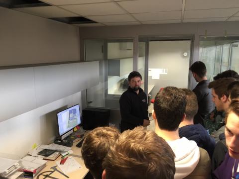 Meccanici in visita a MCM
