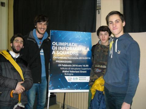 Olimpiadi Informatica a Squadre