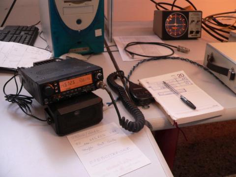 stazione radio di emergenza