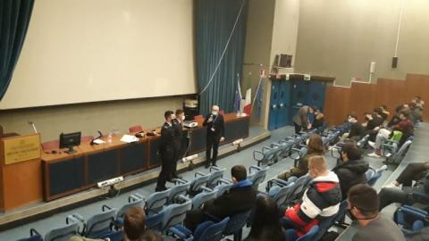 TRASPORTI E LOGISTICA AERONAUTICA MALIGNANI ACCADEMIA 
