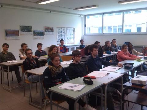 Classi quinte del liceo scientifico tecnologico