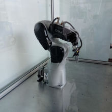 BRACCIO ROBOTICO COMAU